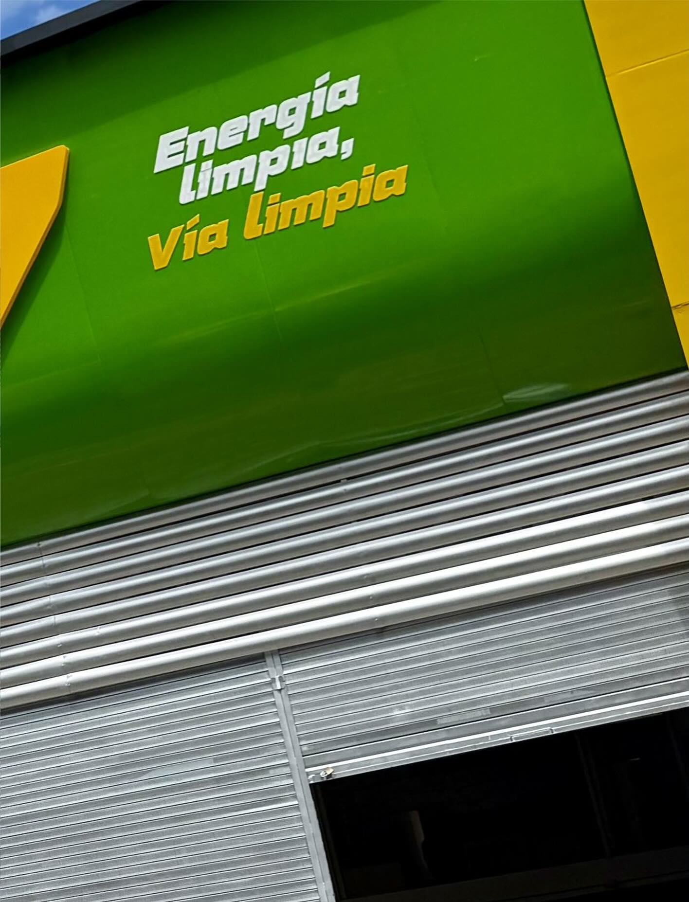 🚗 En CDA Técnico Mecánica La 27 encuentras todo en un solo lugar:
✅ Revisión técnico-mecánica
✅ Venta de SOAT
✅ Sistema de financiación
✅ ¡Y más servicios para tu seguridad vial!
🕛 Horario extendido: Lunes a viernes hasta las 12 de la noche
📍Cra 27 #48-58, Barrio Sotomayor
📲 312 210 7034 | ☎️ 6820593