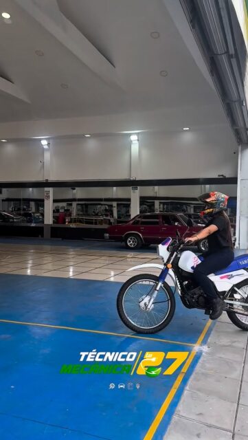 🚗✨ ¡Así es vivir la experiencia en Técnico Mecánica La 27!
Desde que llegas, nuestro equipo se encarga de todo para que tu revisión técnico mecánica sea rápida, segura y sin complicaciones ✅

Y lo mejor… ¡somos el único CDA que te atiende hasta las 12 de la noche! 🌙💪
Perfecto para quienes trabajan todo el día y necesitan un horario flexible.

📍Cra 27 #48-58 Barrio Sotomayor, frente a Eforsalud
📞 312 2107034 – 682 0593